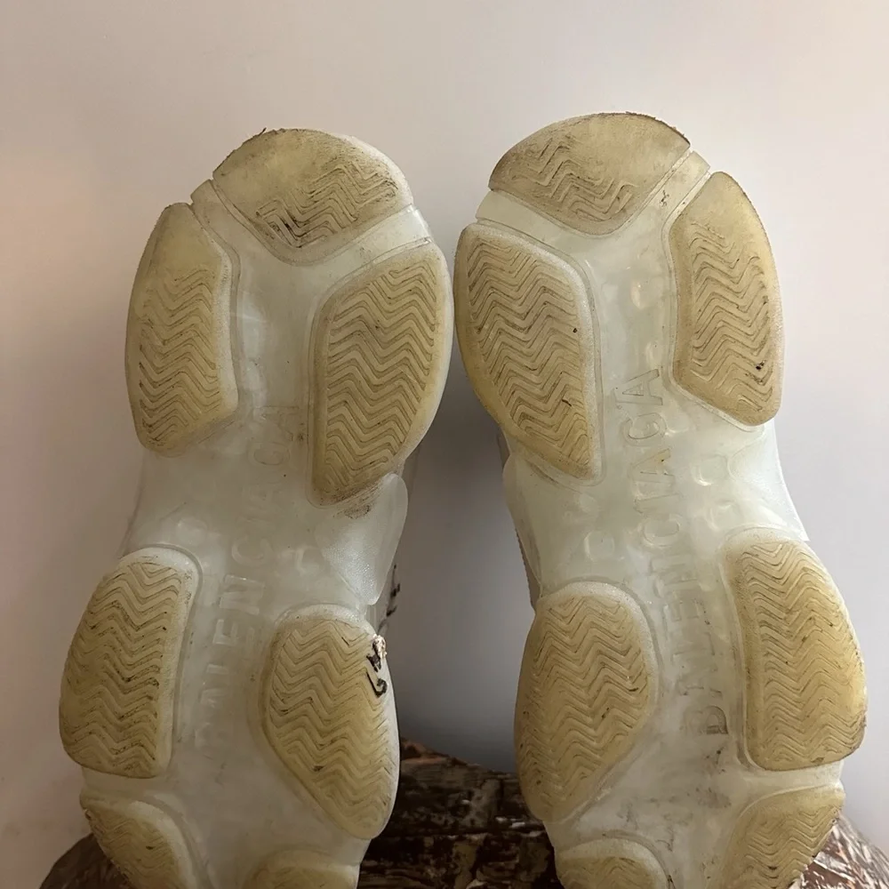 Balenciaga Triple S Sneakers - Picture 6 of 6